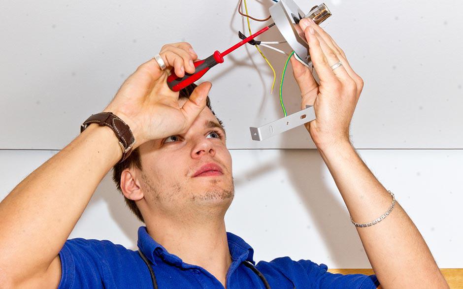 électricien dans le bâtiment Saint-Maur-des-Fossés